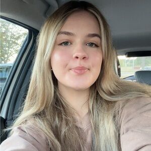 Meet your Posher, Brittany